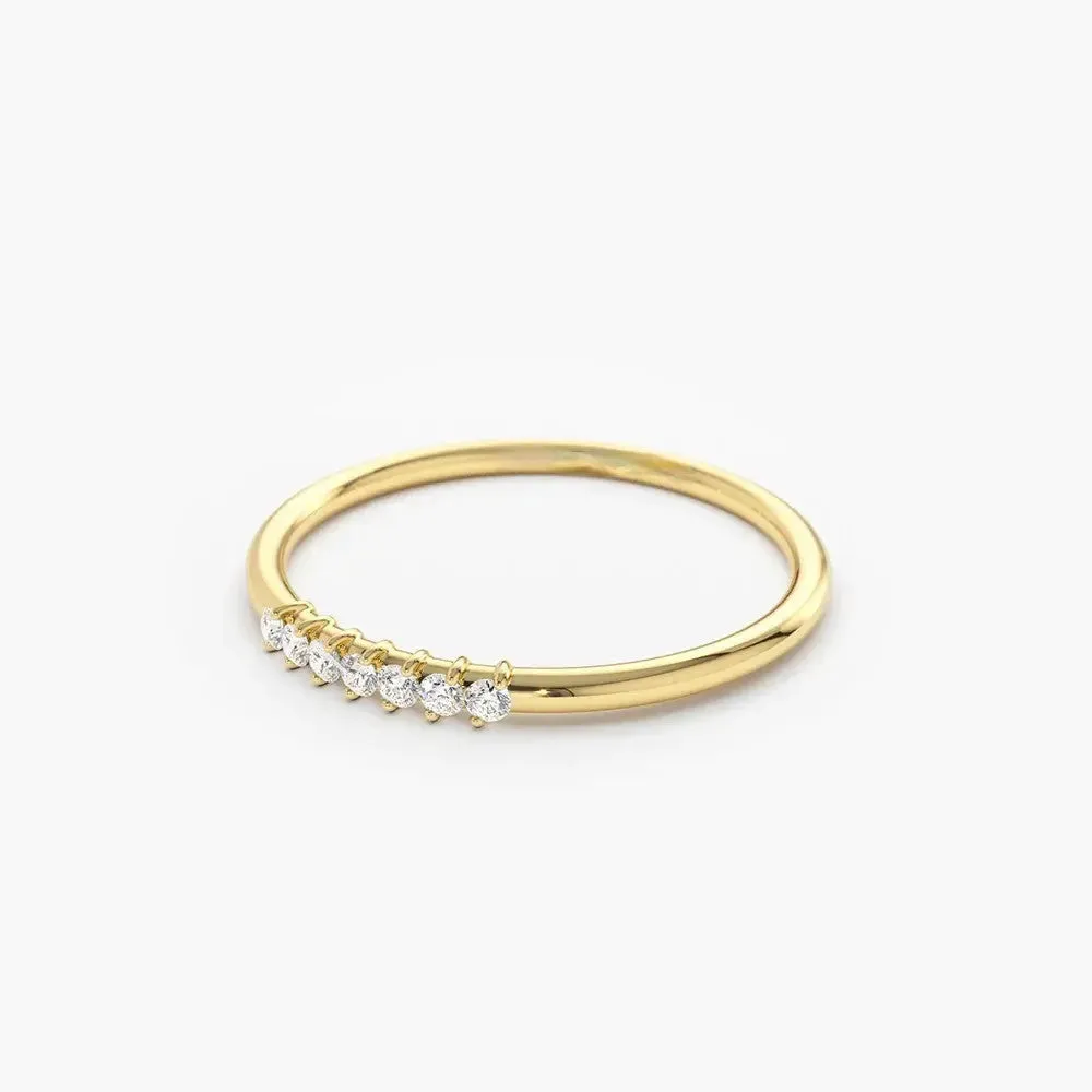 0.10CTW Round Cut Diamond Wedding Band