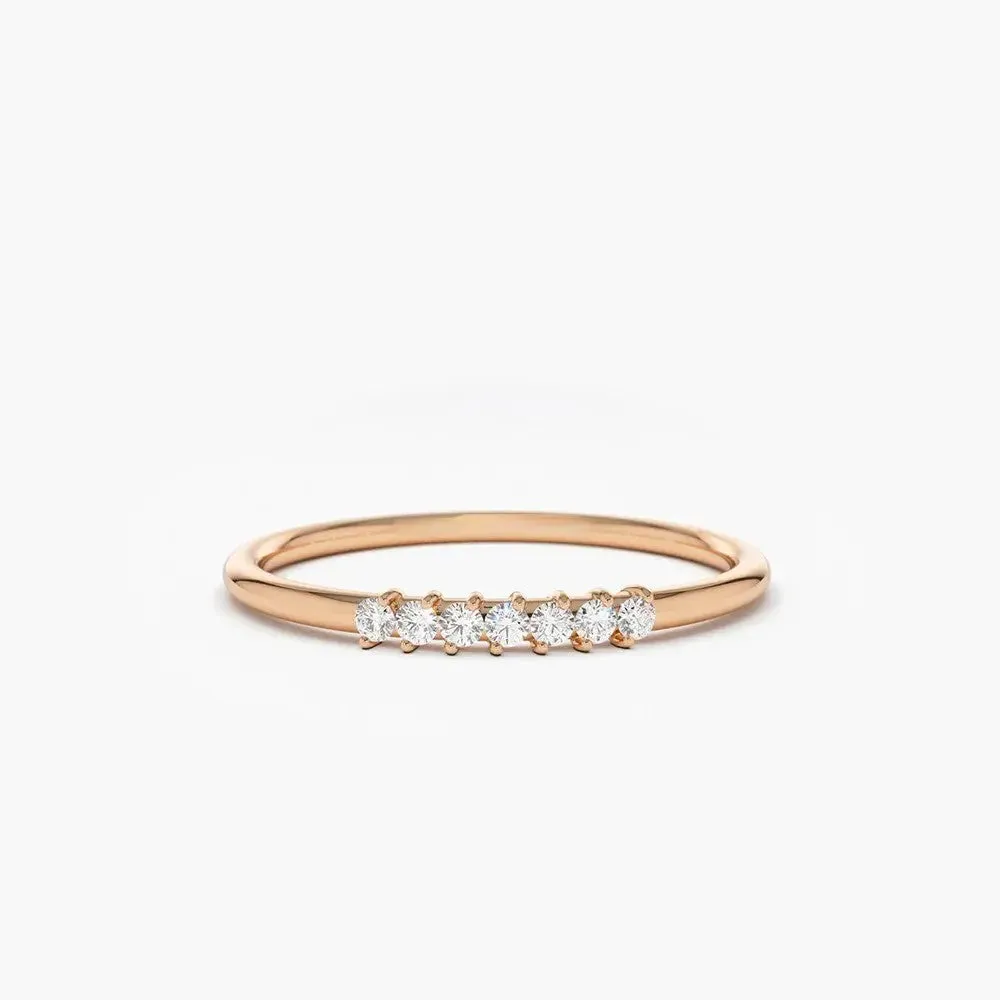 0.10CTW Round Cut Diamond Wedding Band