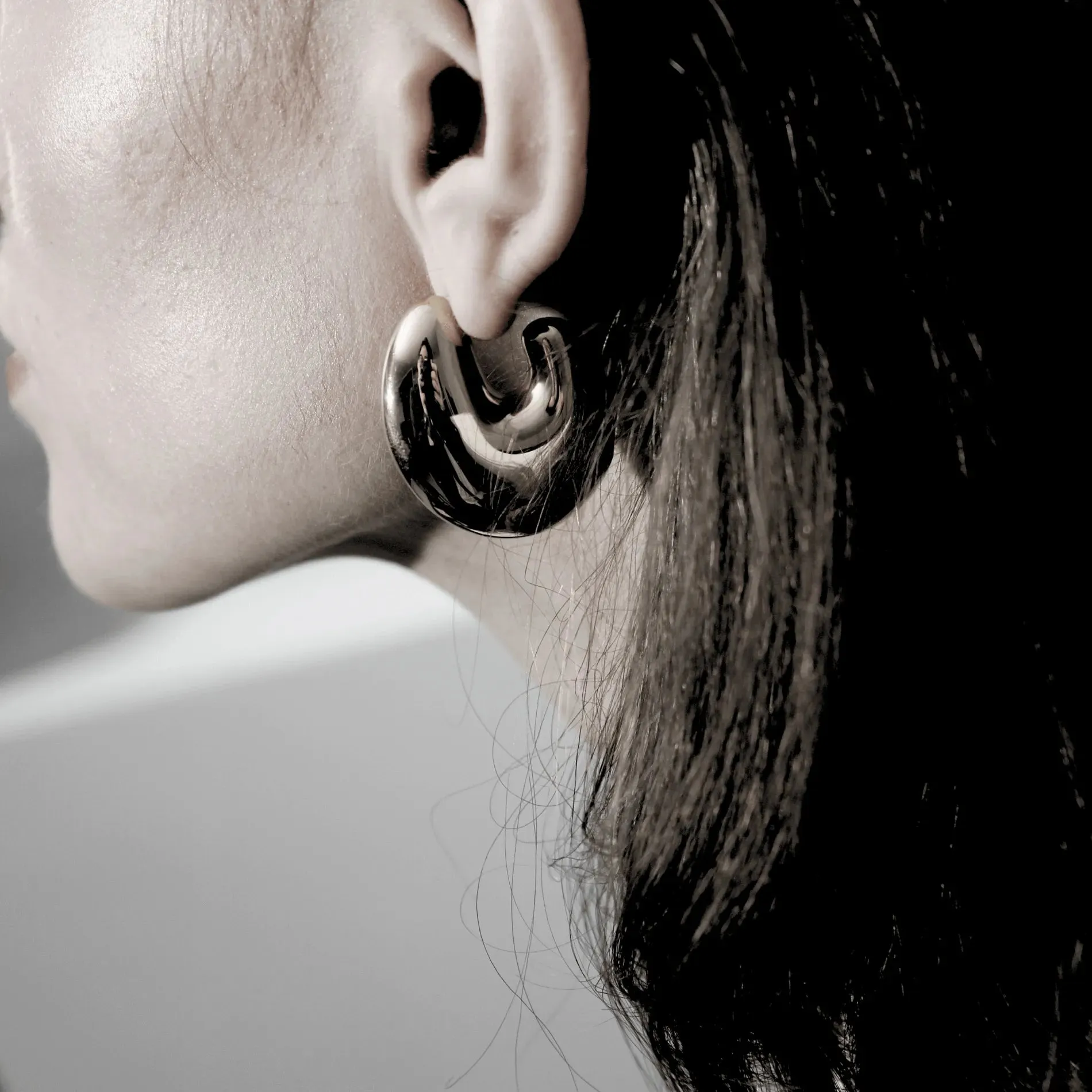 Courage Waterproof Ellipse Statement Earring 18K Gold Plating