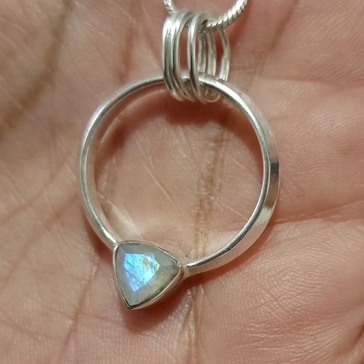 Designer Round Sterling Silver Facetted Moonstone Pendant, P2MF