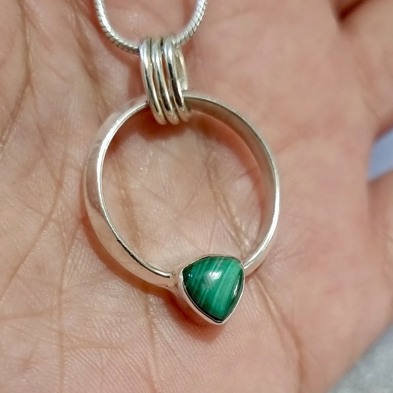 Designer Round Sterling Silver Malachite Pendant, P2MAL