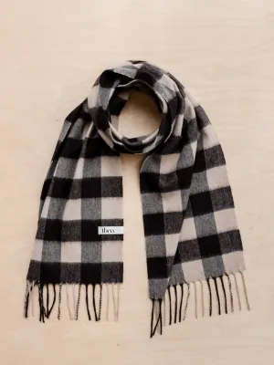 Lambswool scarf in brown gingham