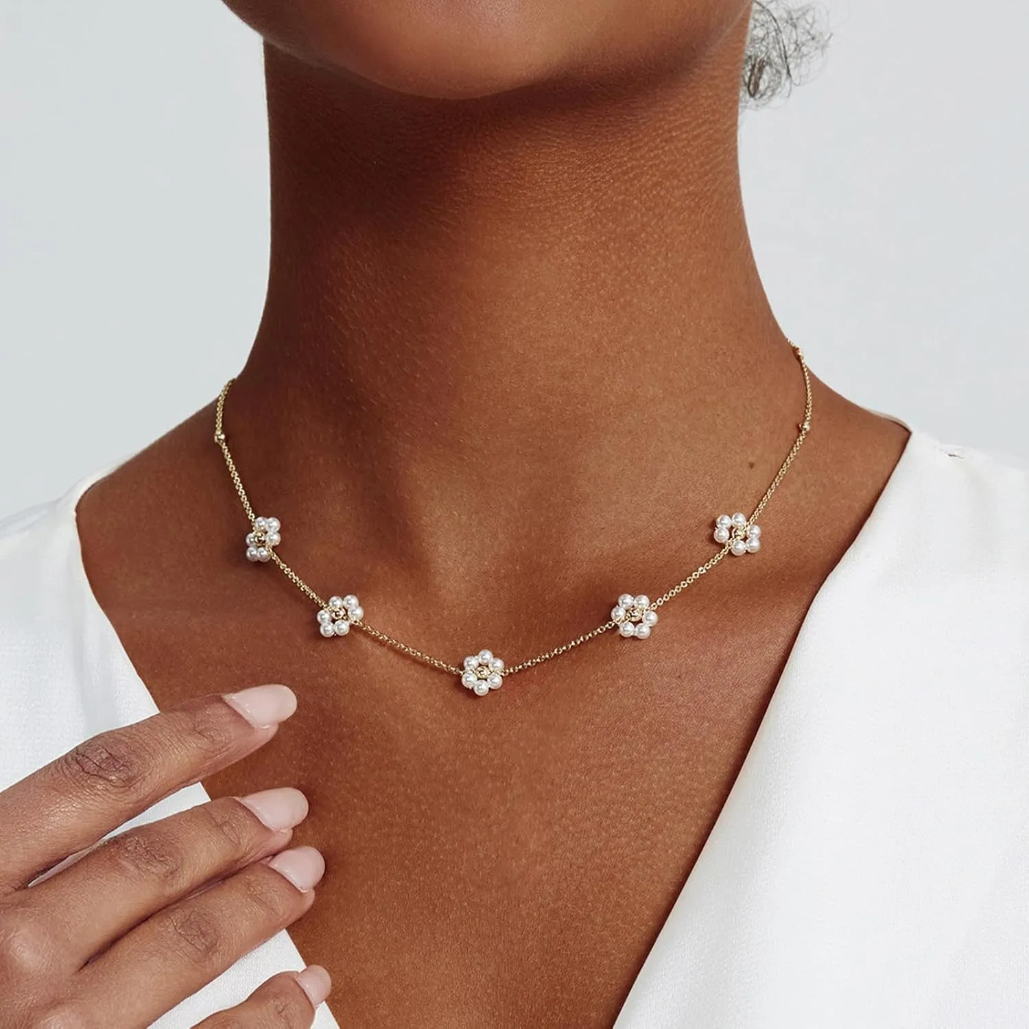 OGD Gold Pearl Necklaces Set for Women 14K Gold Plated Dainty Layered Pearl Cute Daisy Pearl Choker Gold Necklace Gifts for Women Gold Trendy Jewelry Gifts