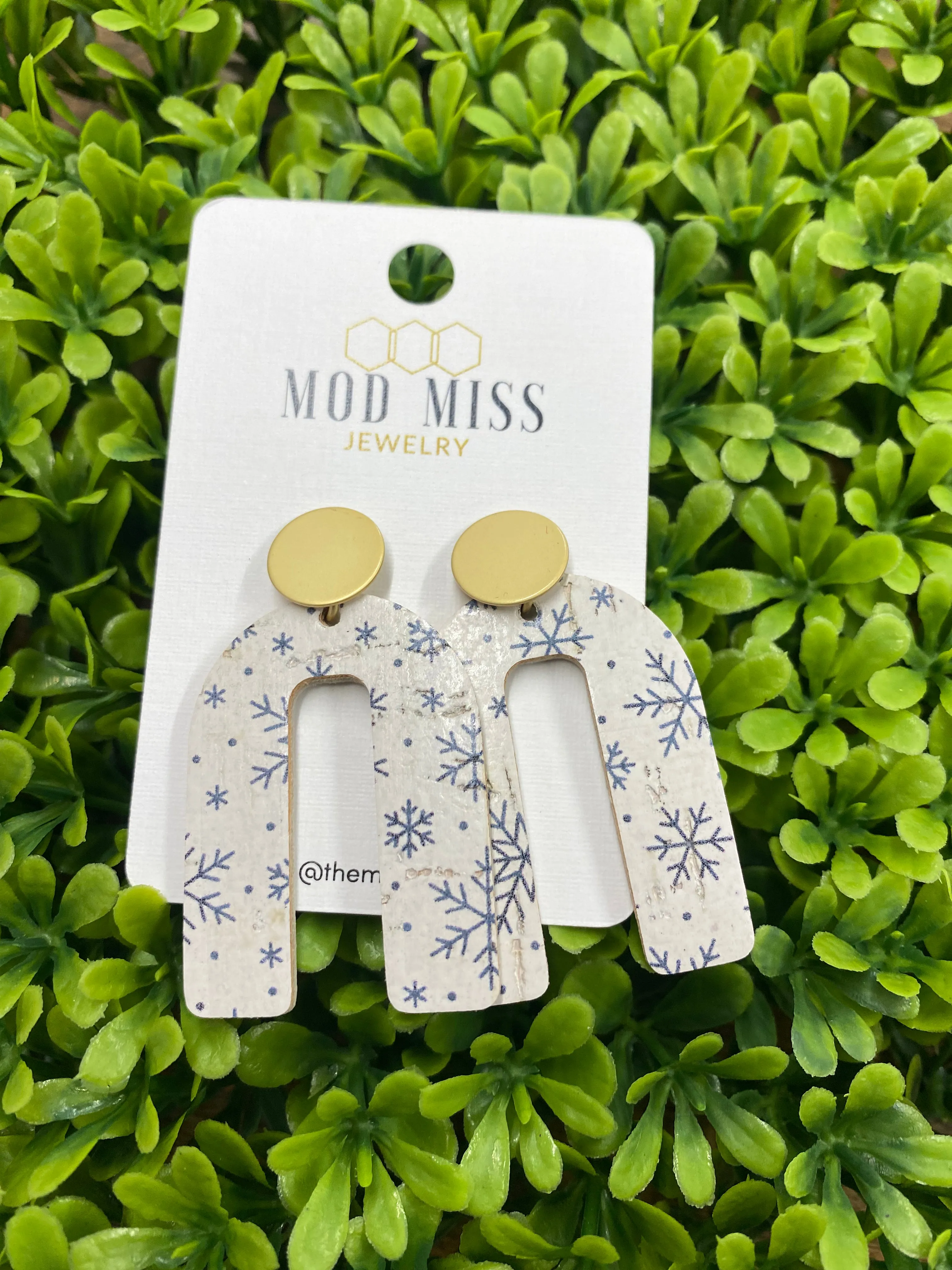 Snowflake Arch Earring