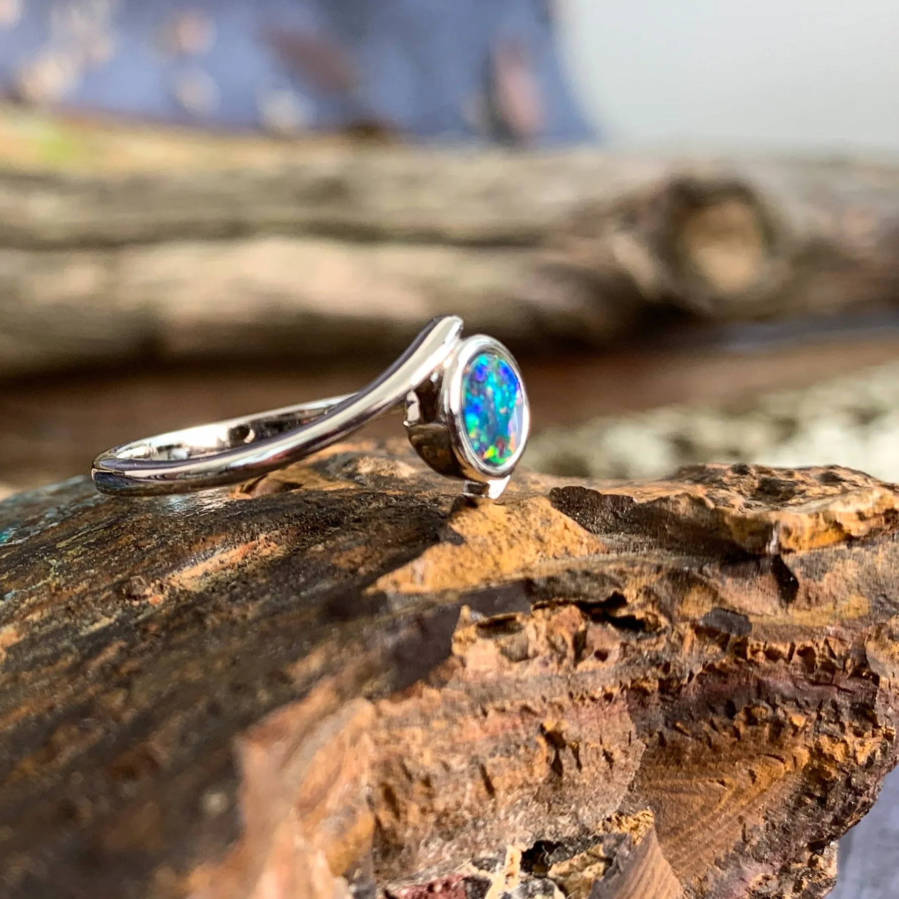 Sterling Silver 5mm Opal doublet split shank ring