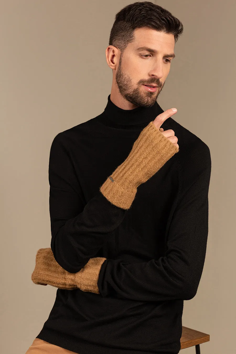 Urubamba Gloves Baby Alpaca & Silk Color Croissant