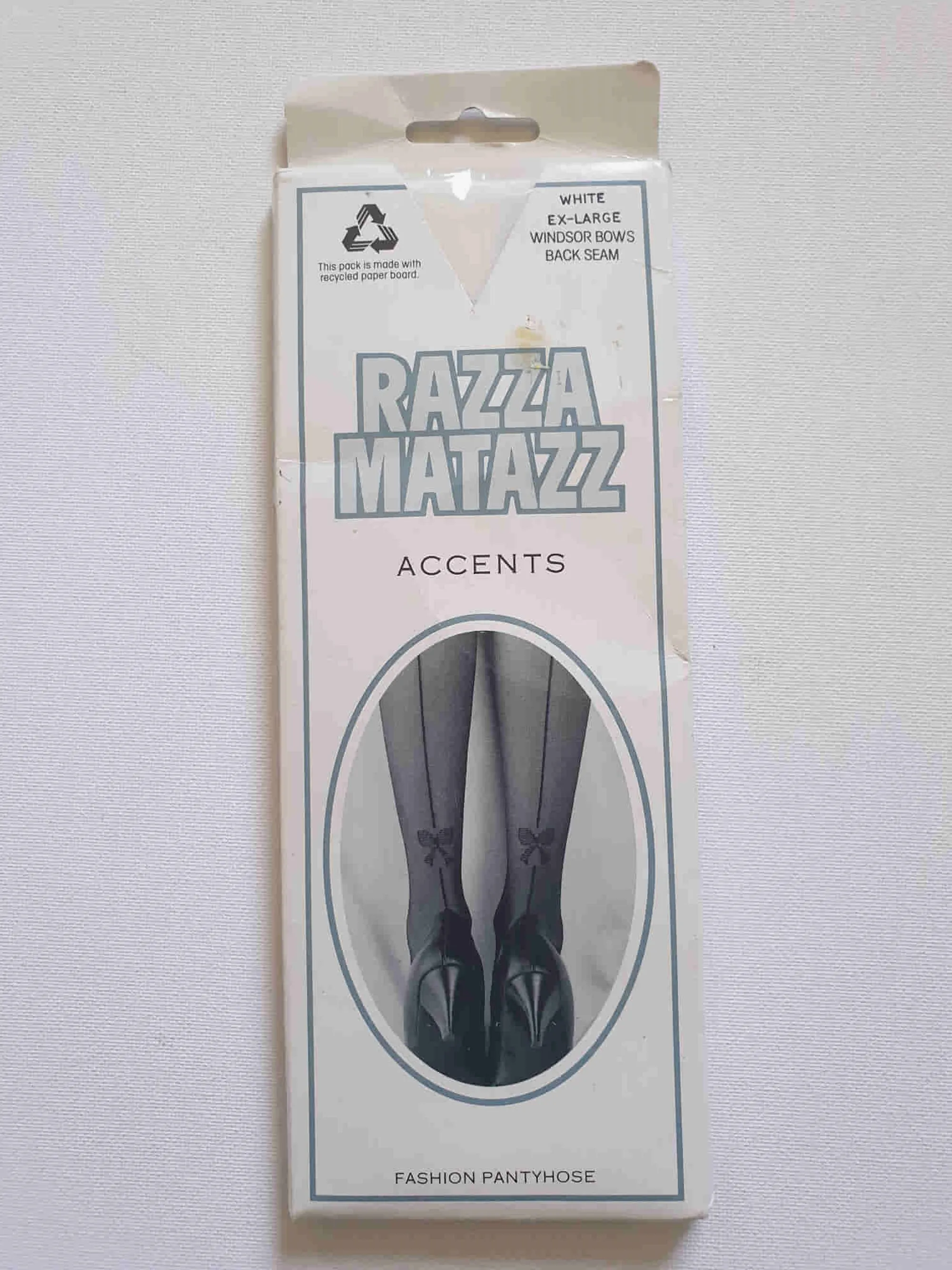 White Bow Accent Pantyhose with Seamed Look - XL