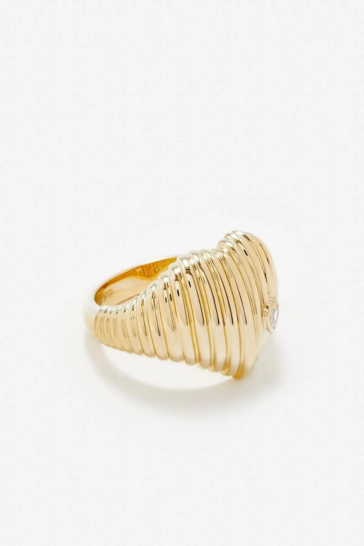 Yvonne Lon Chevalire Berlingot Heart Diamond Ring - Yellow Gold